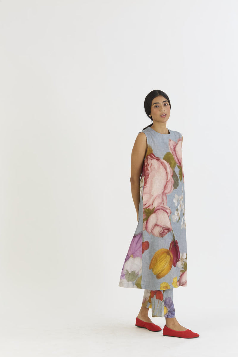 INDIGO ROSE LINEN KURTA SET by Yam in blue color for women Worldwide