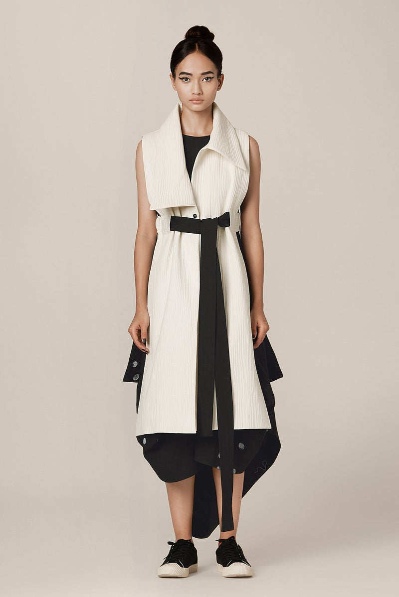 Inesa Jacket by Chola for women Worldwide