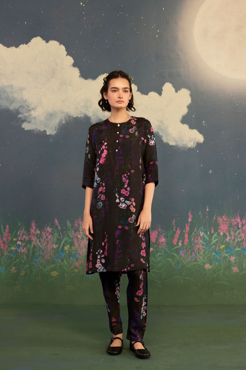 Foxglove Panelled Mid Kurta Set Bamboo Silk silk by Nadiya Paar for women Worldwide