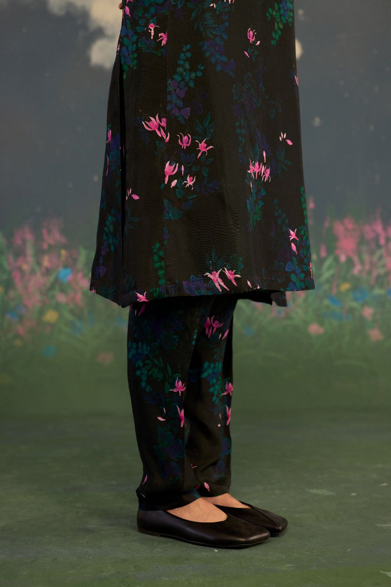 Fuchsia Panelled Mid Kurta Set Bamboo Silk silk by Nadiya Paar for women Worldwide