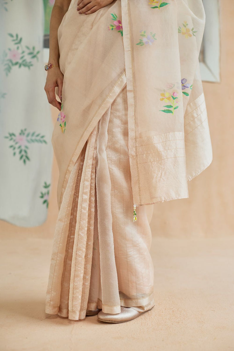 Soft Whisper Jamdani Sari organza by Nadiya Paar in peach color for women Worldwide