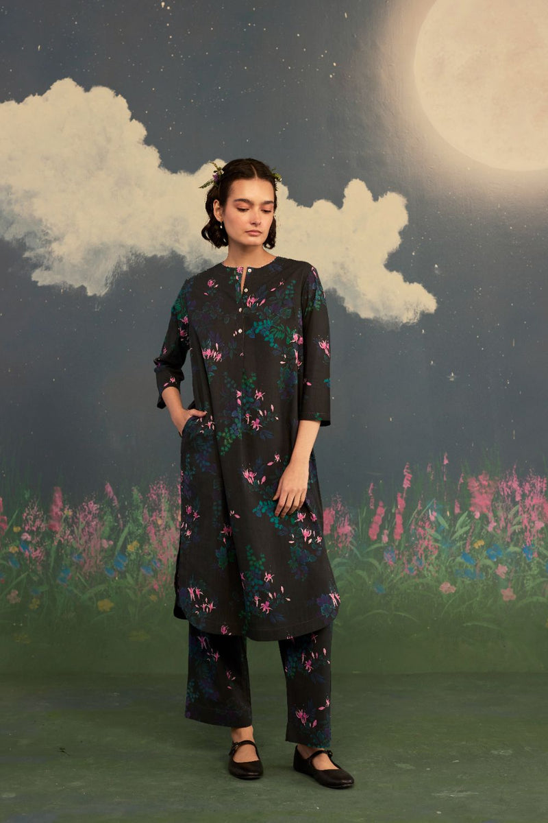 Fuchsia Long Kurta Set Cotton cotton by Nadiya Paar for women Worldwide