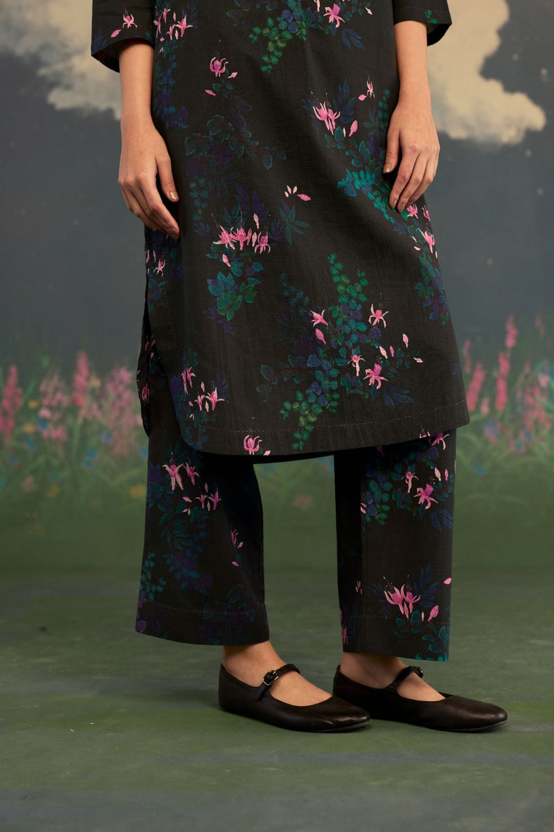 Fuchsia Long Kurta Set Cotton cotton by Nadiya Paar for women Worldwide