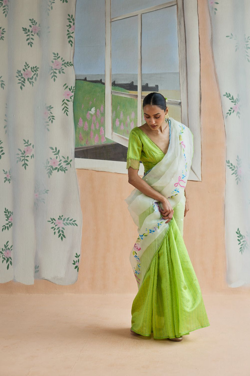 Garland Jamdani Sari organza by Nadiya Paar in green color for women Worldwide