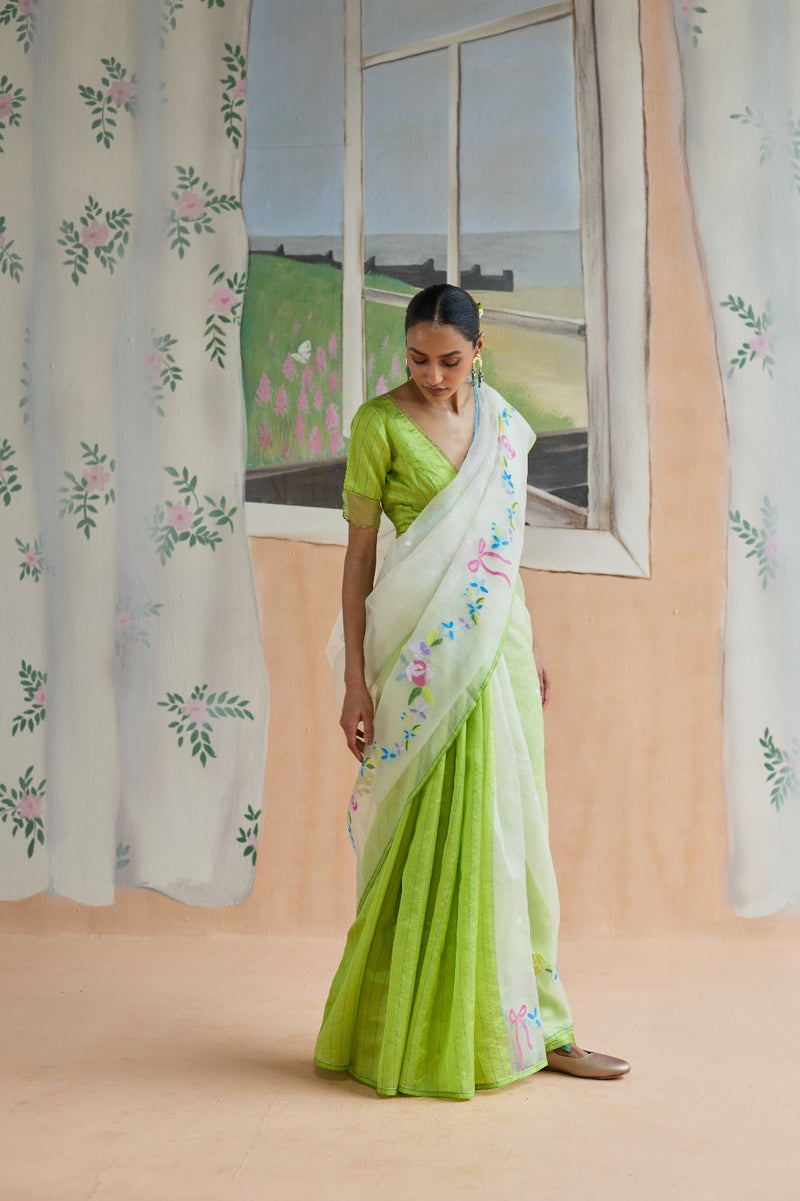 Garland Jamdani Sari organza by Nadiya Paar in green color for women Worldwide