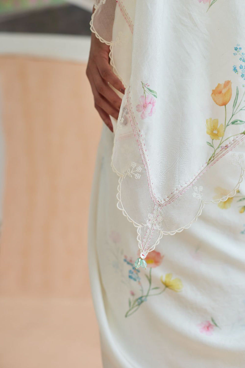 Florist Mulberrry Silk Sari silk by Nadiya Paar in white color for women Worldwide