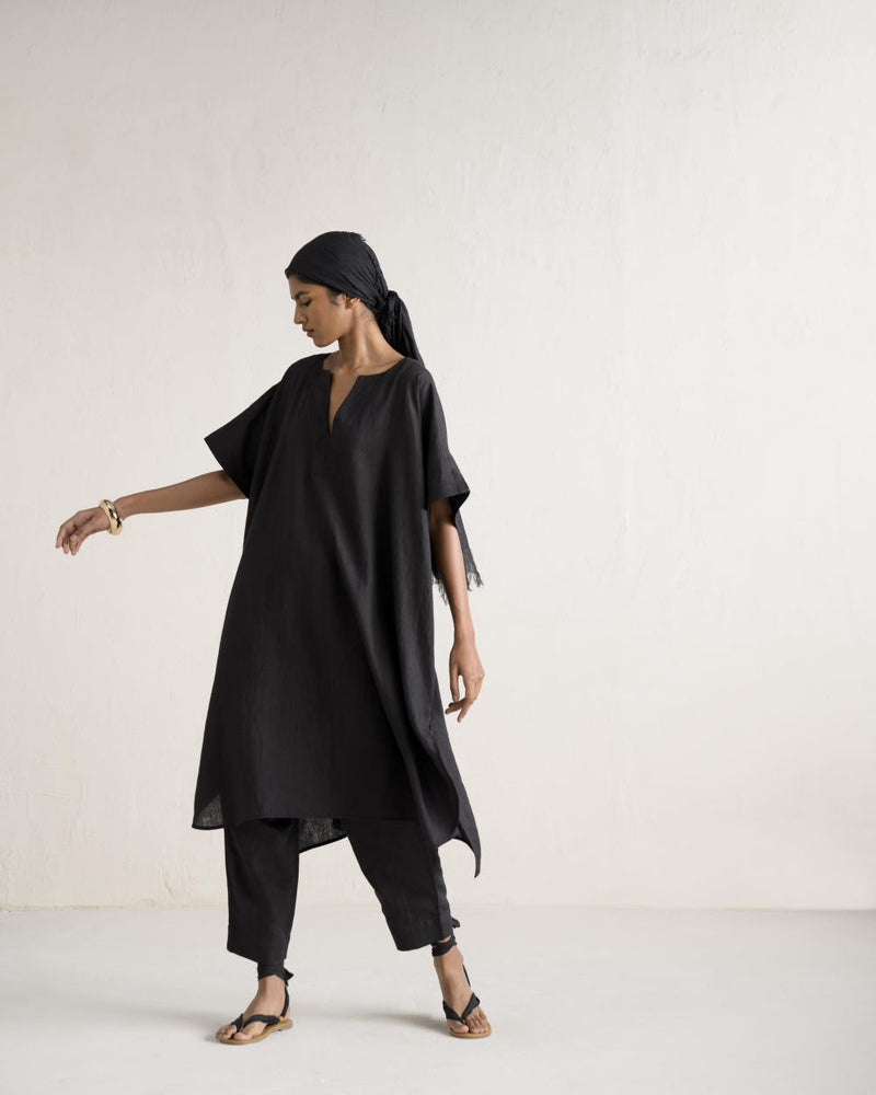 KOSHO KAFTAN SET linen by Ituvana in black color for women Worldwide