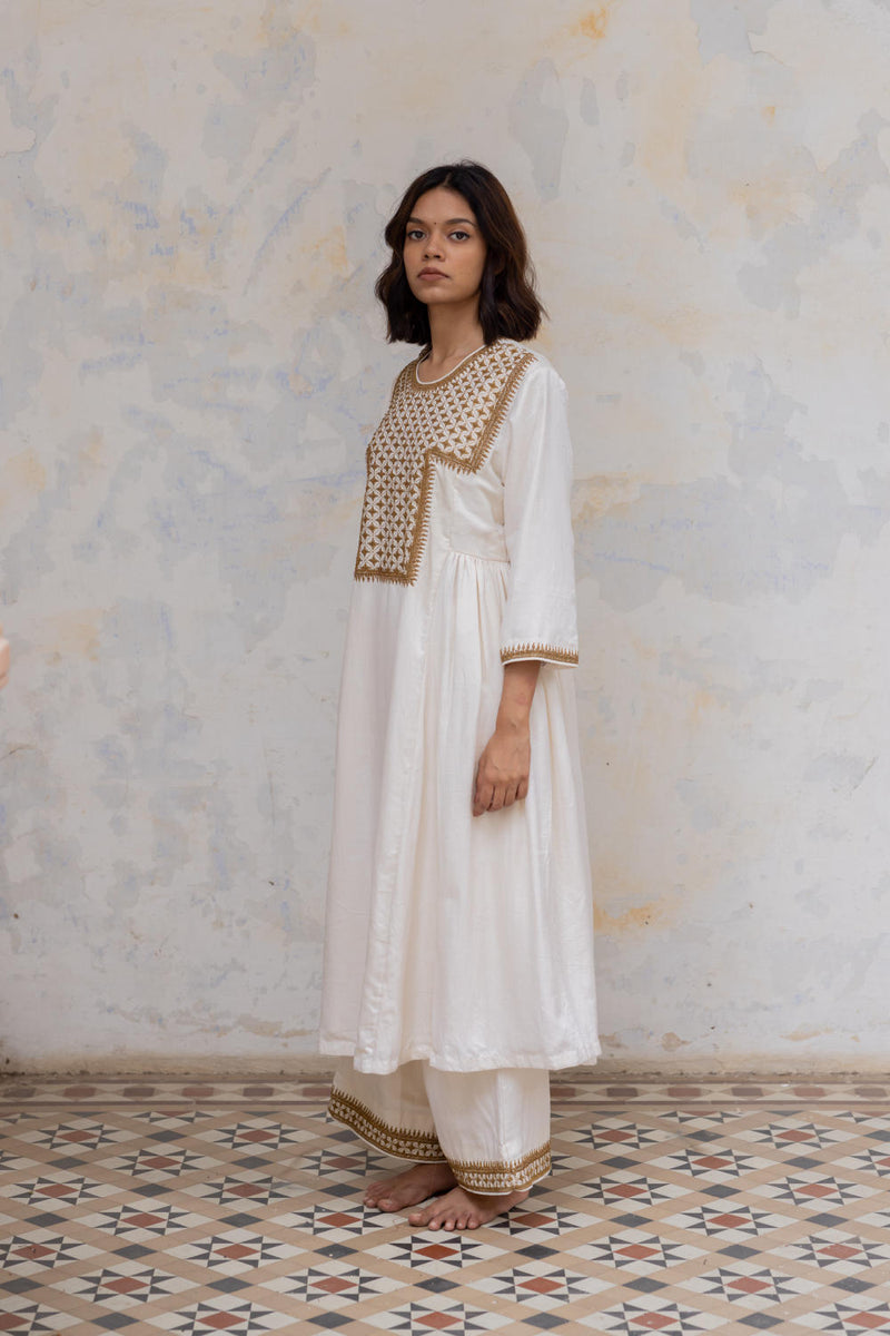 Ivory Bahaar Abho Set Kurta Sets by Nirjara for women Worldwide