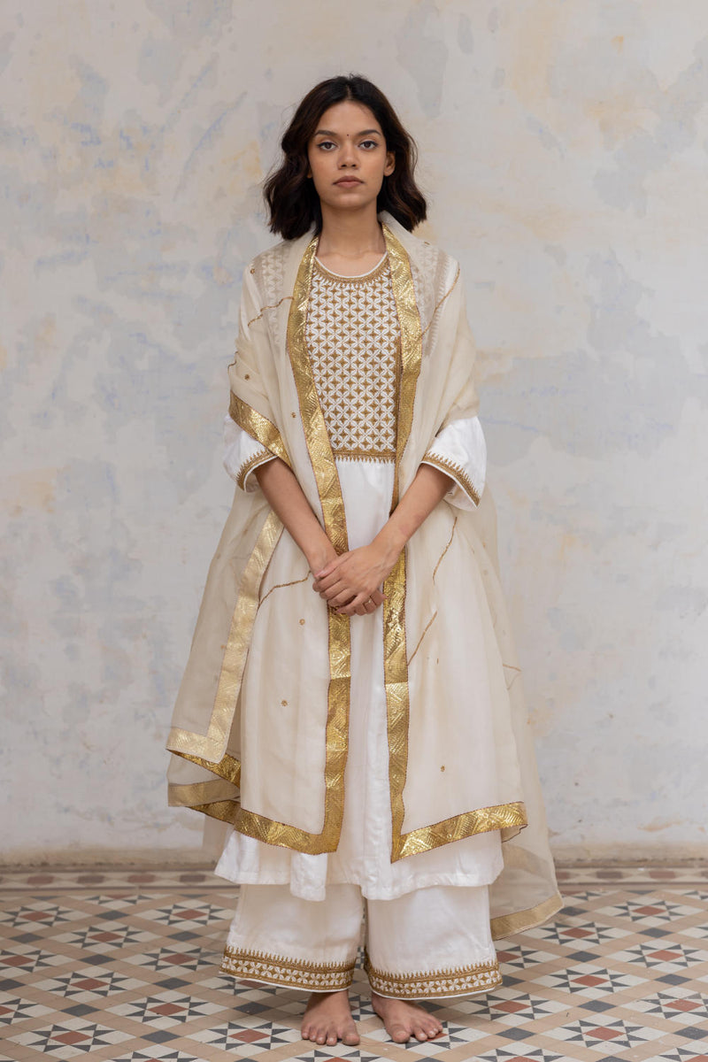 Ivory Bahaar Abho Set Kurta Sets by Nirjara for women Worldwide