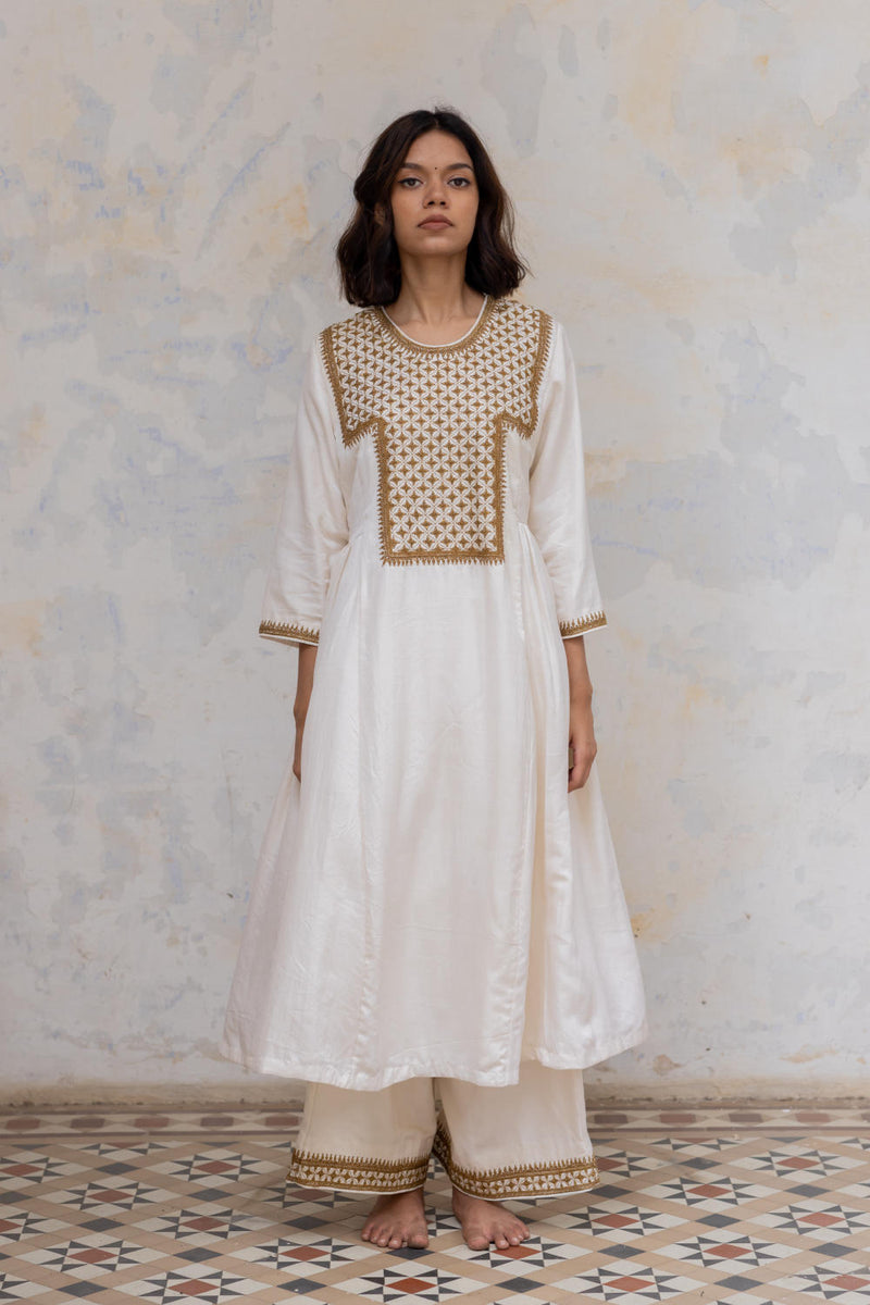 Ivory Bahaar Abho Set Kurta Sets by Nirjara for women Worldwide