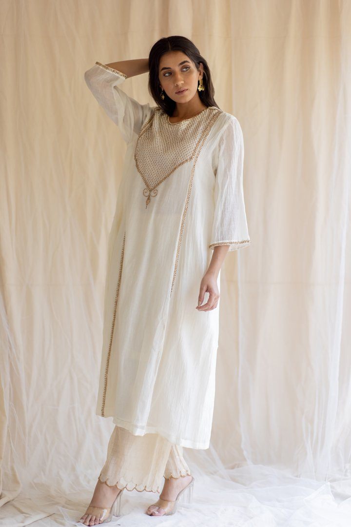 Ivory Firdaus Abho and Izaar by Nirjara for women Worldwide