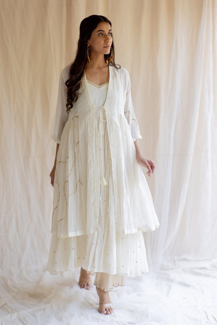 Ivory Nasim Jama and Shameez by Nirjara for women Worldwide