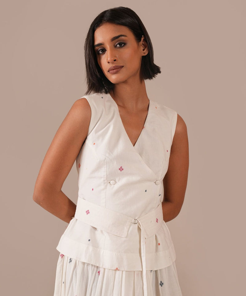 JASMINE DEW SET 100% cotton by Indigo Dreams in white color for women Worldwide