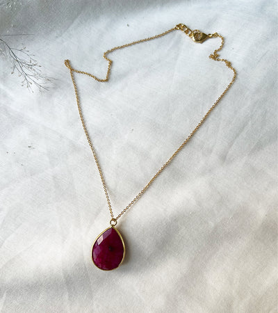 CERISE NECKLACE