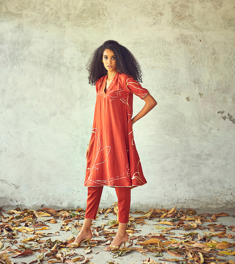Kesari kurta set Kurta Sets by Khara Kapas for women Worldwide