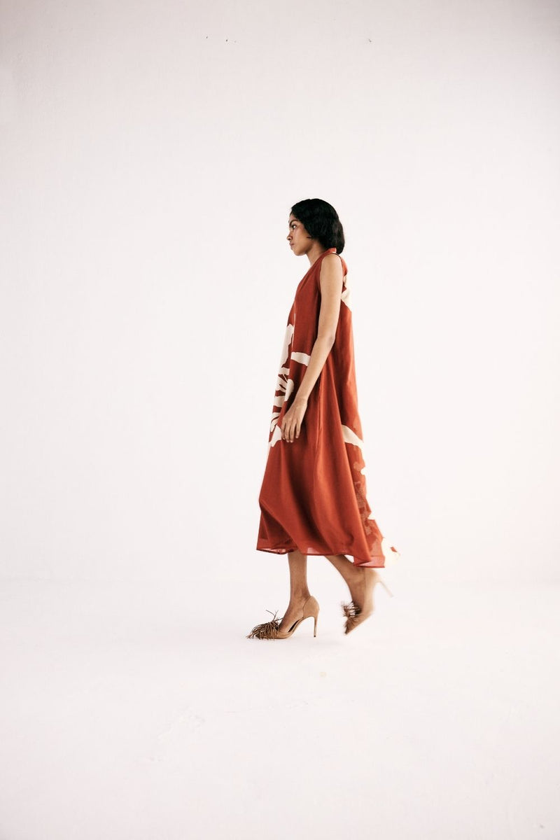 REDWOOD GARDEN DRESS cotton by Khara Kapas in red for women Worldwide
