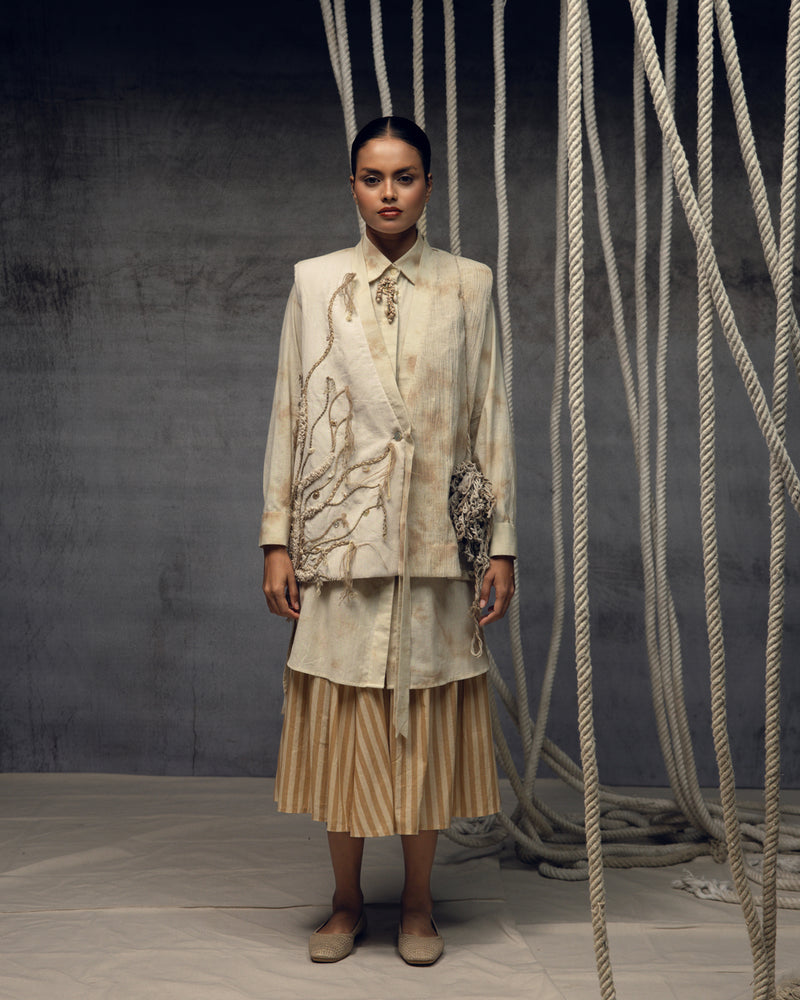 Khadi Jute Embroidered Kimono Jacket silk khadi jacket/overlay by Kritika Murarka in ivory for women Worldwide