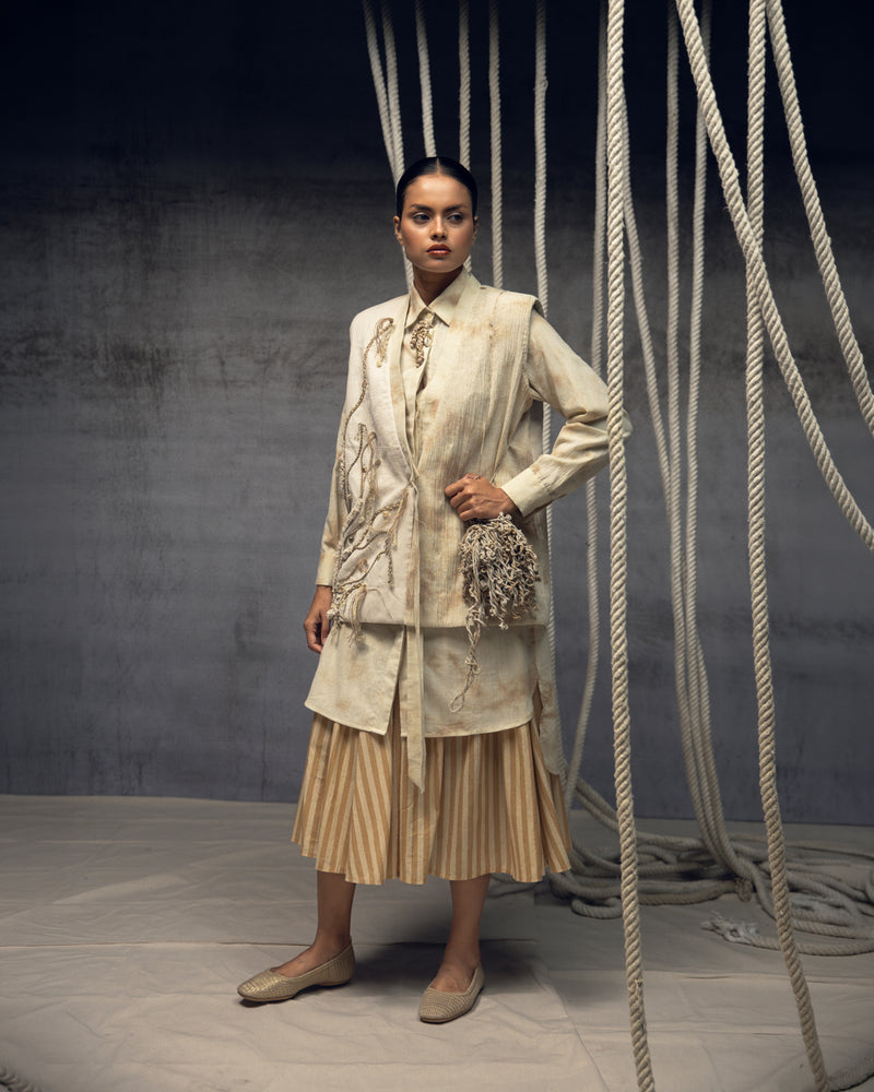 Khadi Jute Embroidered Kimono Jacket silk khadi jacket/overlay by Kritika Murarka in ivory for women Worldwide