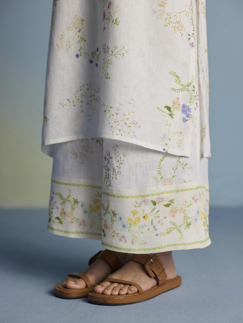 Para Hand-Embroidered Linen Kurta Set - White linen by Manan in white color for women Worldwide