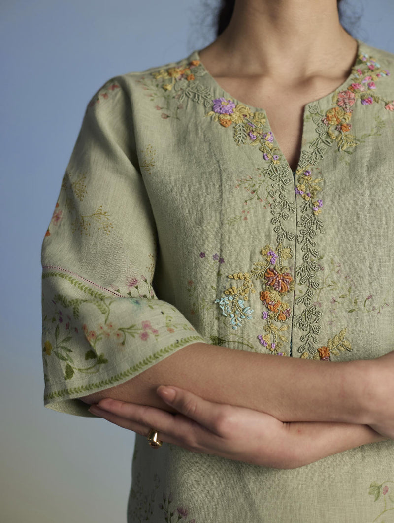 Para Hand-Embroidered Linen Kurta - Mint linen by Manan in mint color for women Worldwide