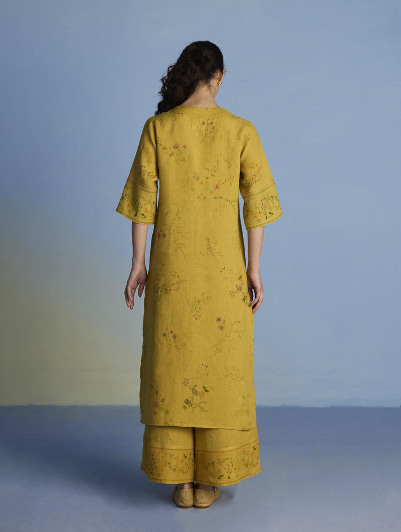 Para Hand-Embroidered Linen Kurta - Ochre linen by Manan for women Worldwide