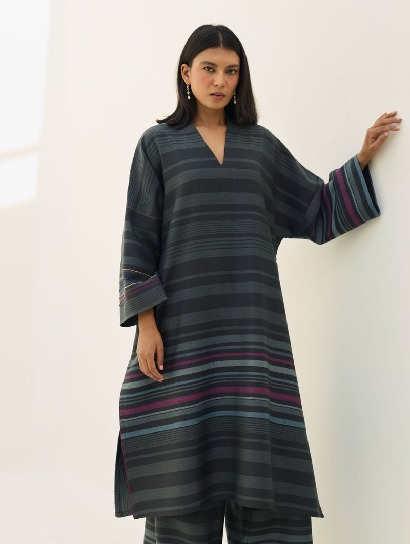 Anette Pheran Merino Wool Kurta - Charcoal by Manan in charcoal color for women Worldwide