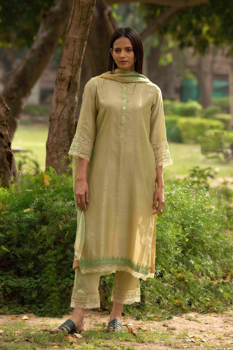 Kumud Light Green Kurta Set by Priti Prashant for women Worldwide