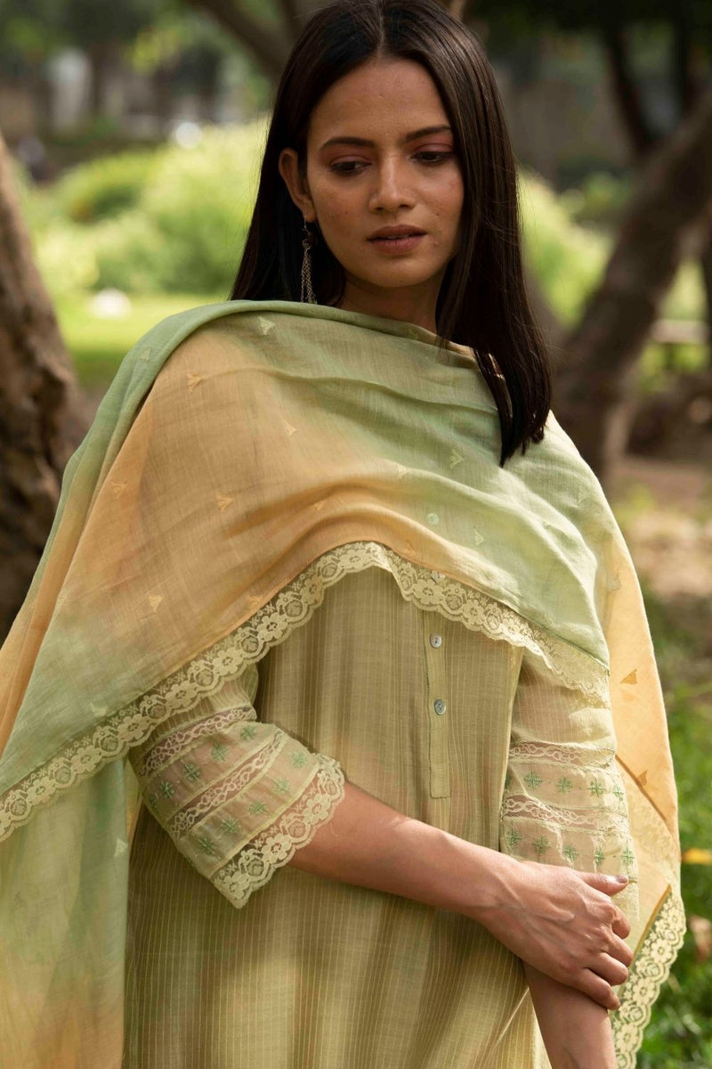 Kumud Light Green Kurta Set by Priti Prashant for women Worldwide