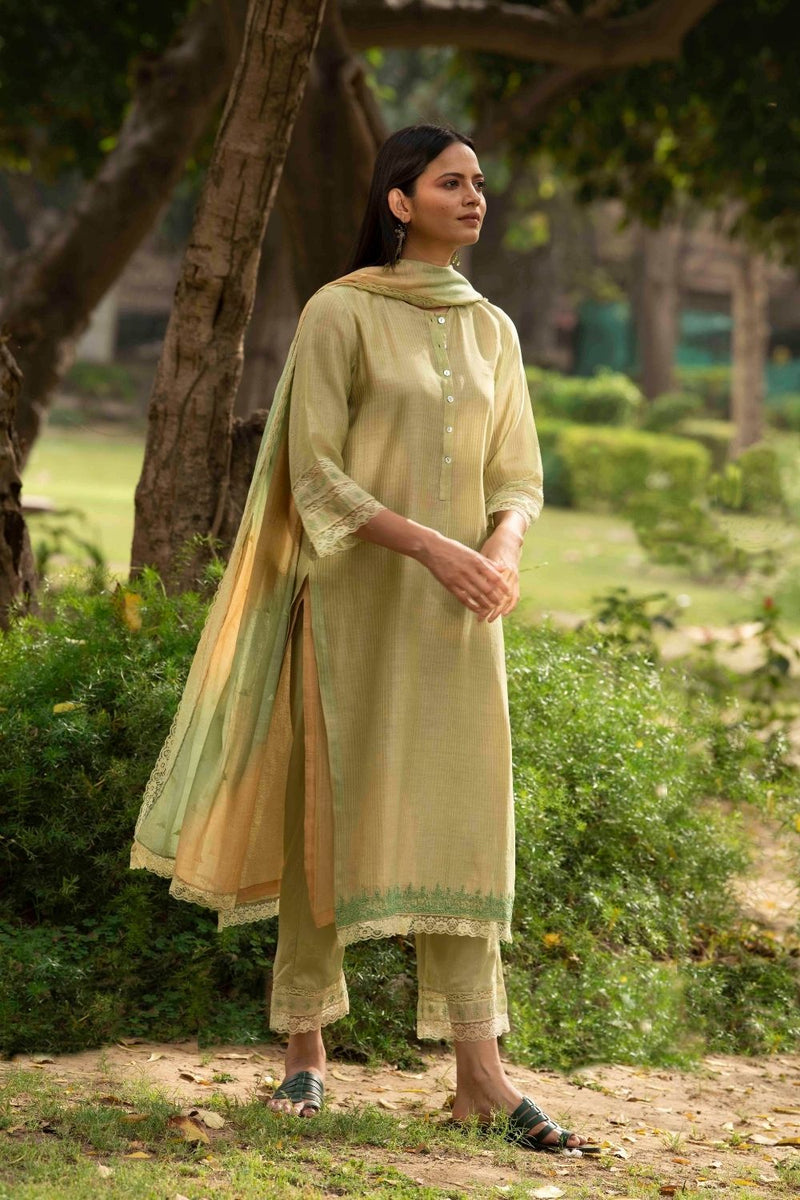Kumud Light Green Kurta Set by Priti Prashant for women Worldwide