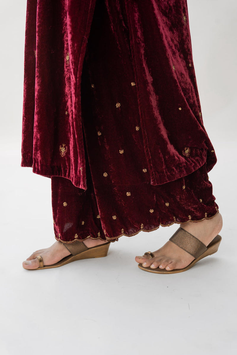 Maroon Noorah Velvet kurta set Kurta Sets by Nirjara for women Worldwide