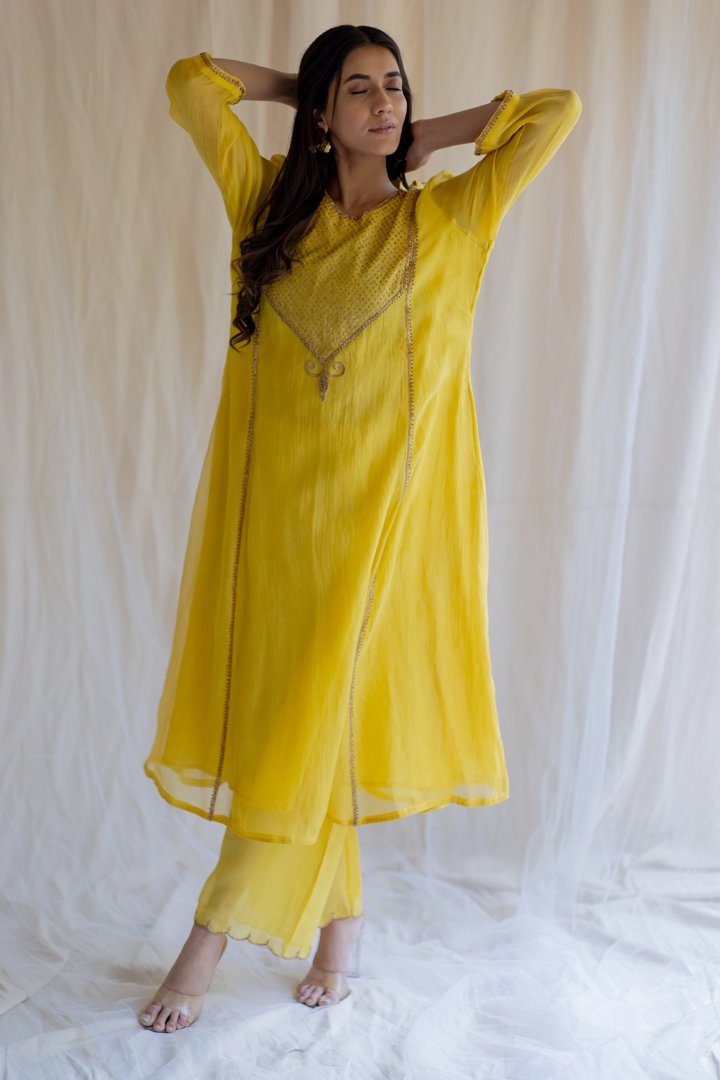 Mustard Fridaus Abho and Izaar by Nirjara for women Worldwide