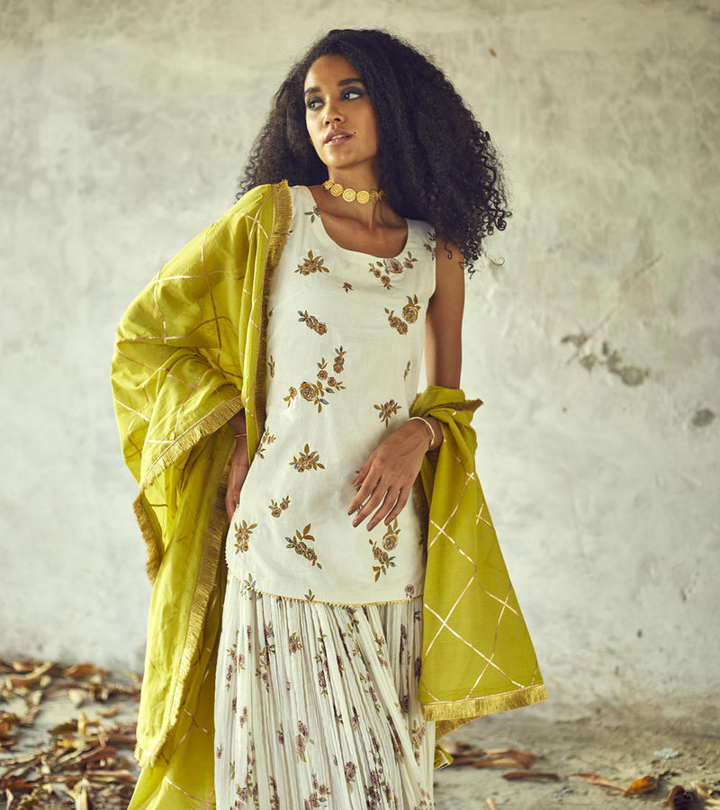 Nimbu Chunari by Khara Kapas for women Worldwide