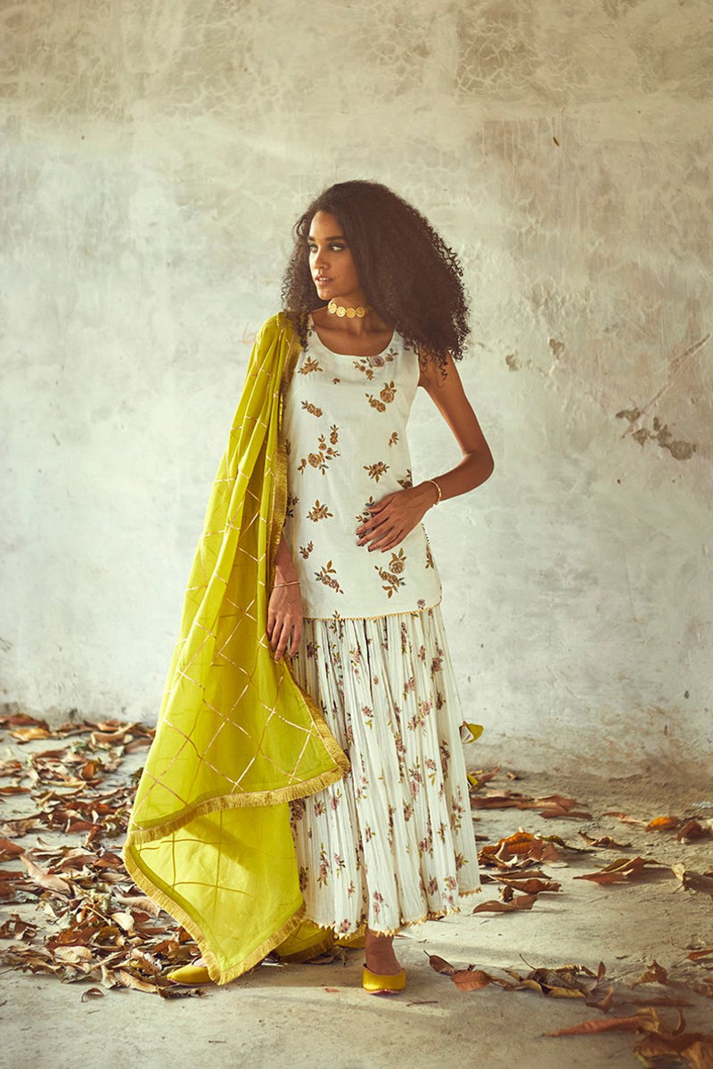 Nimbu Chunari by Khara Kapas for women Worldwide