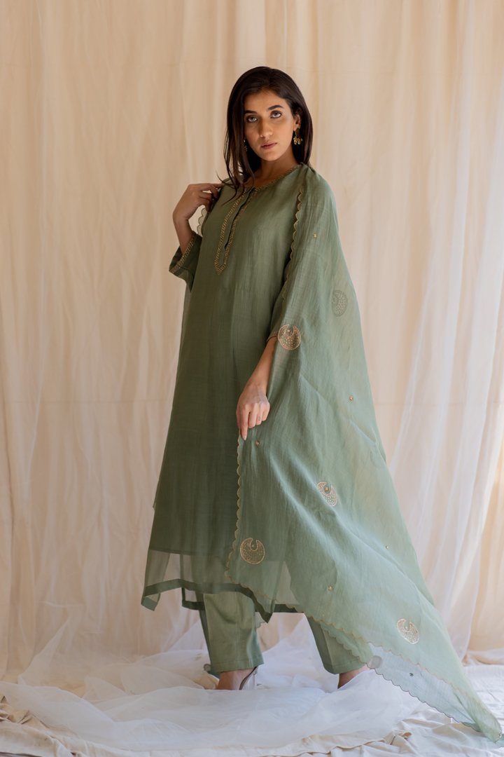 Olive Gul Seedh Kurta by Nirjara for women Worldwide