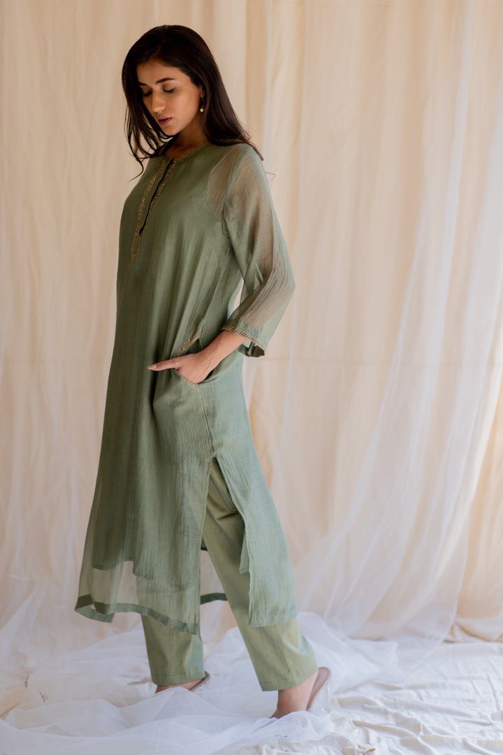 Olive Gul Seedh Kurta by Nirjara for women Worldwide