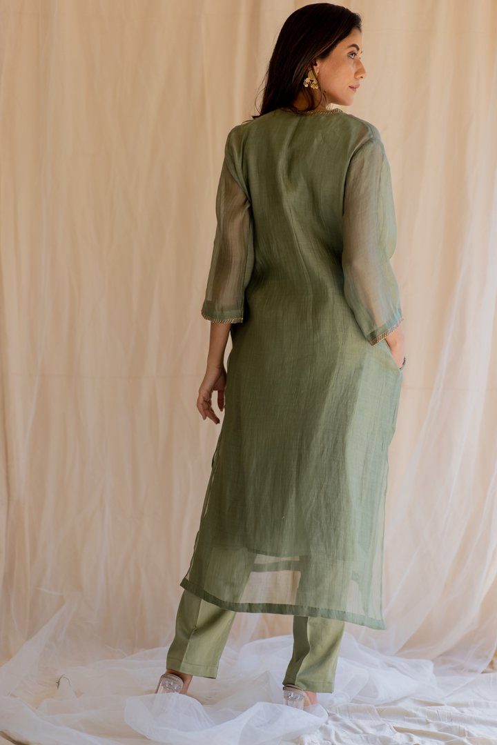 Olive Gul Seedh Kurta by Nirjara for women Worldwide
