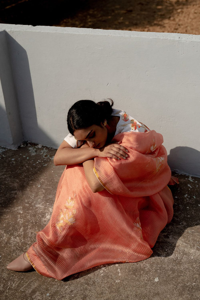 Padmadhaari Sari Sarees by Suparna Som for women Worldwide