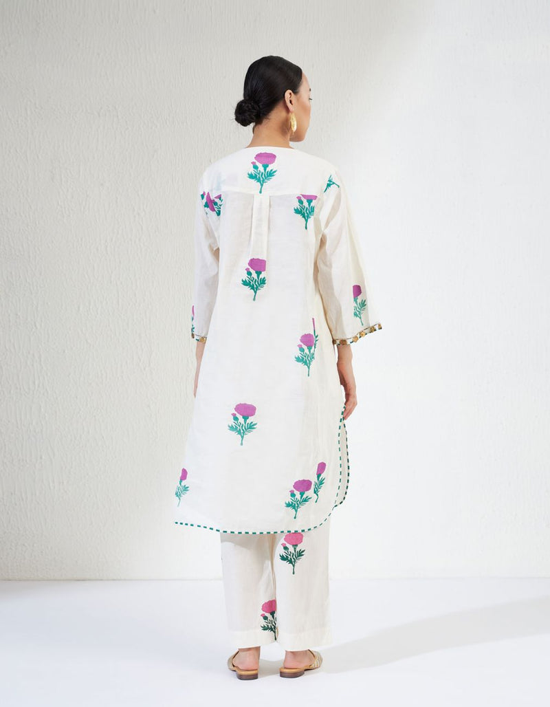Gulnar Set 3 cotton by Aavidi in white color for women Worldwide