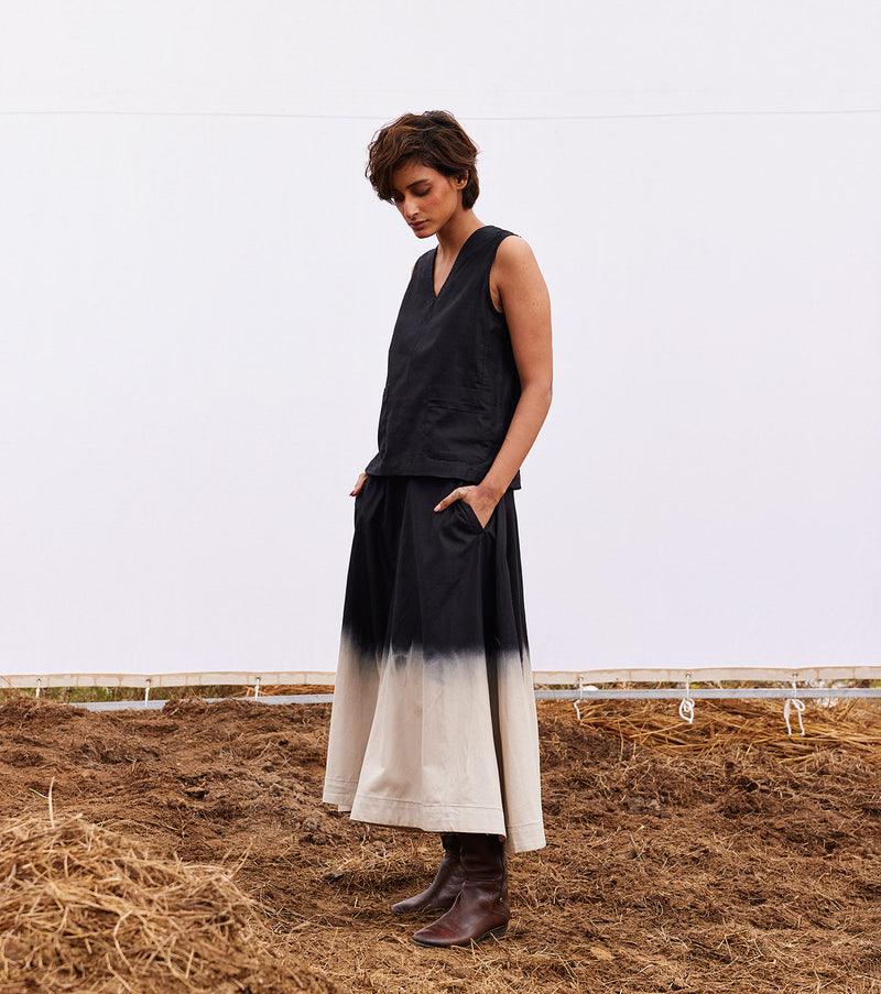 Pebble co-ord set cotton by Khara Kapas in black for women Worldwide
