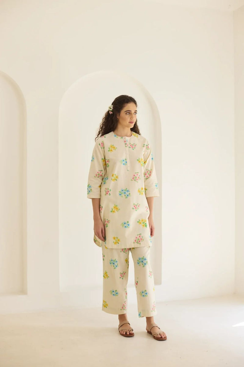 Periwinkle Short Kurta Set cotton by Nadiya Paar in white color for women Worldwide