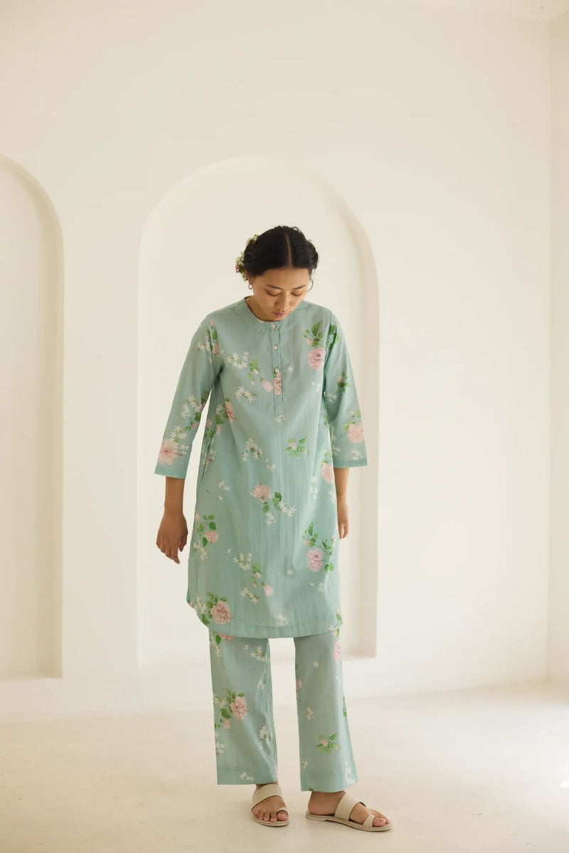 Pistachio Hibiscus Short Kurta Set cotton by Nadiya Paar in green color for women Worldwide