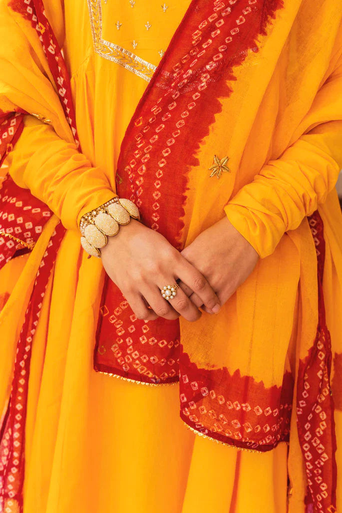 PĪLĀ (set of 3) Kurta Sets by TOKREE for women Worldwide