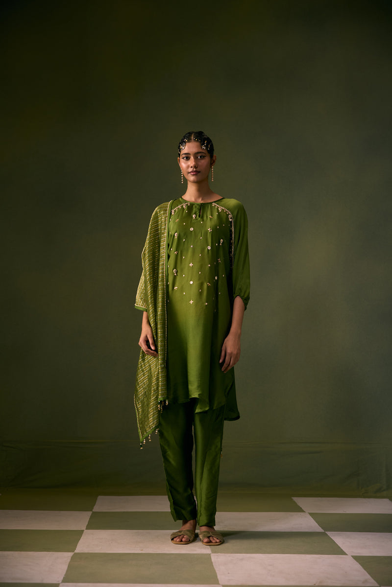 Acove Antifit Kurta Set vegan satin, organza satin kurta/kurta set by PRAHNAAYA in musturd yellow for women Worldwide
