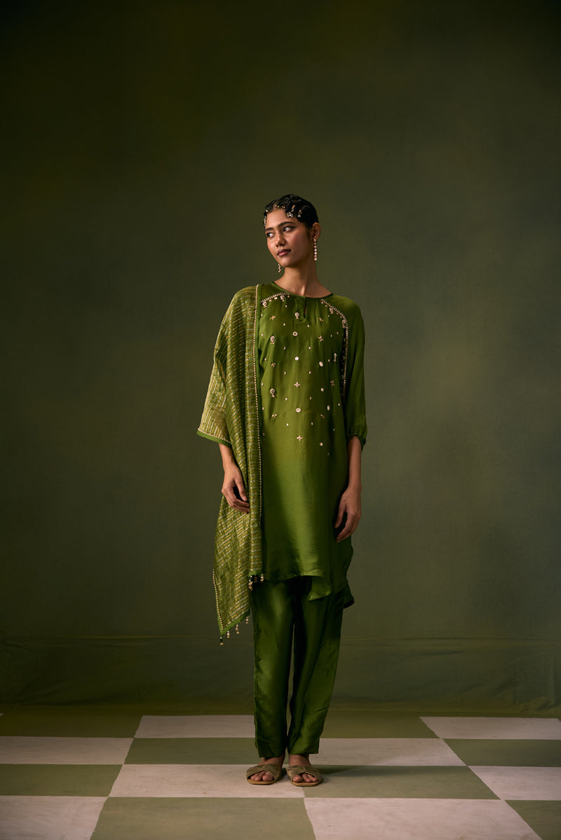 Acove Antifit Kurta Set vegan satin, organza satin kurta/kurta set by PRAHNAAYA in musturd yellow for women Worldwide