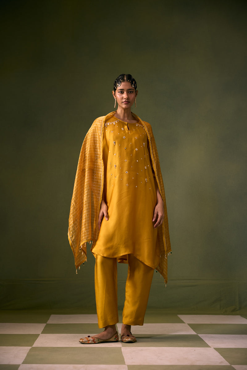 Acove Antifit Kurta Set vegan satin, organza satin kurta/kurta set by PRAHNAAYA in musturd yellow for women Worldwide