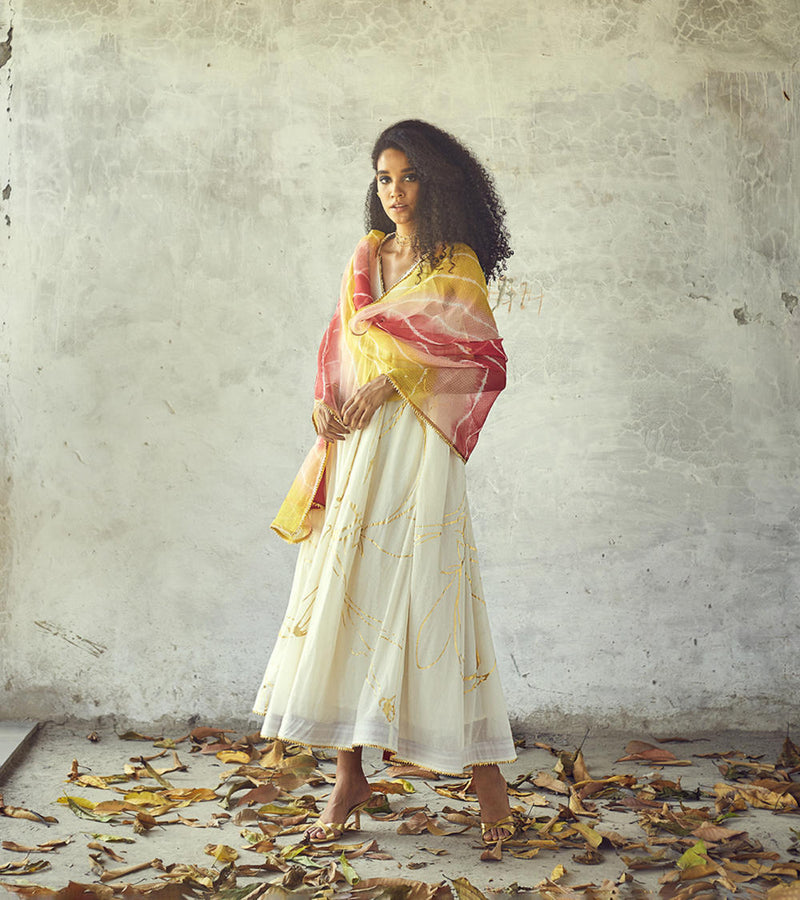 Rangeen Odhni Dupattas by Khara Kapas for women Worldwide