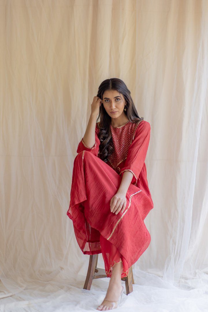 Red Fridaus Abho and Izaar by Nirjara for women Worldwide