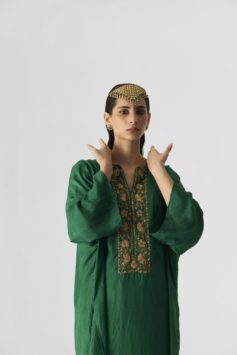 ROYAL GREEN KAFTAN SET silk by Yam in green color for women Worldwide