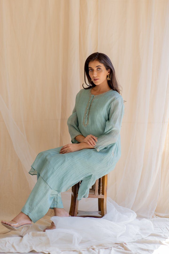 Saphire Gul Seedh Kurta by Nirjara for women Worldwide