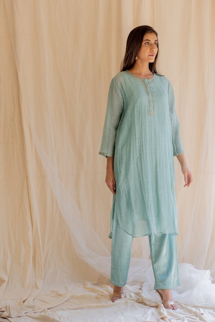 Saphire Gul Seedh Kurta by Nirjara for women Worldwide